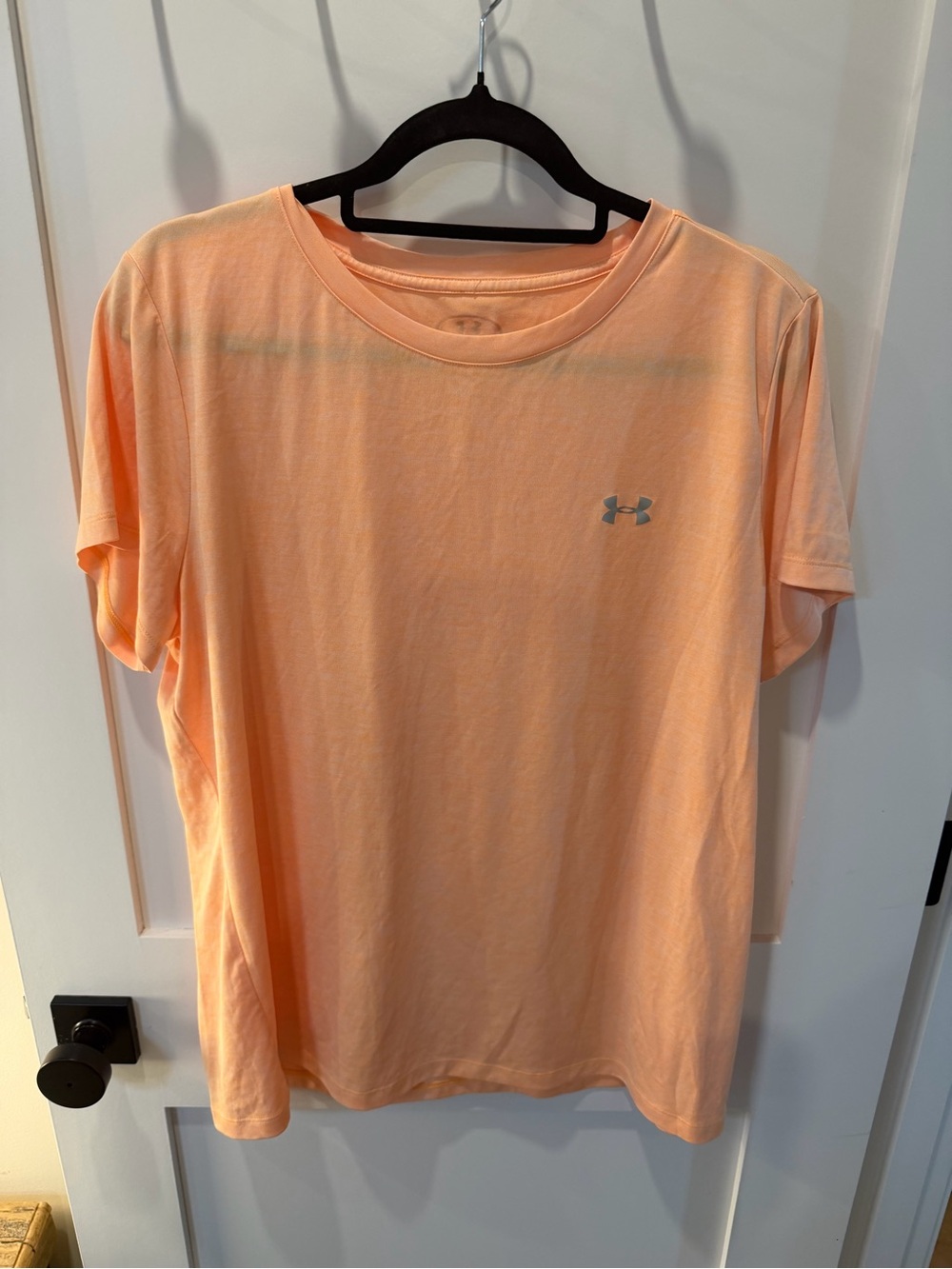 Under Armour Men’s Peach Crew Neck Performance Tee - Light Peach